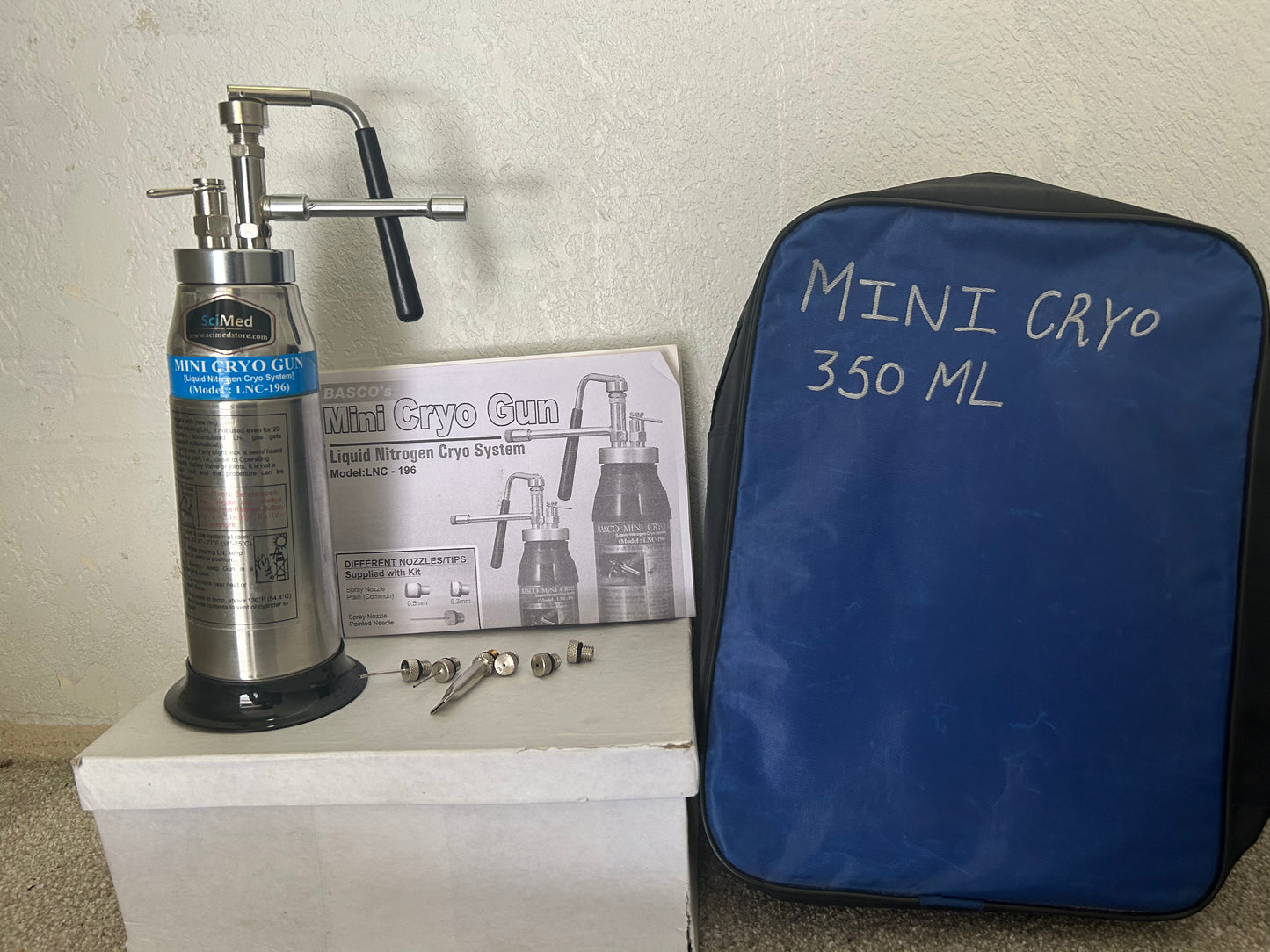 Mini Cryogun Cryo 350 ml Sprayer Cryo Can Liquid Nitrogen Spray For Dermatology With 6 Freezer Head and 3 years warranty