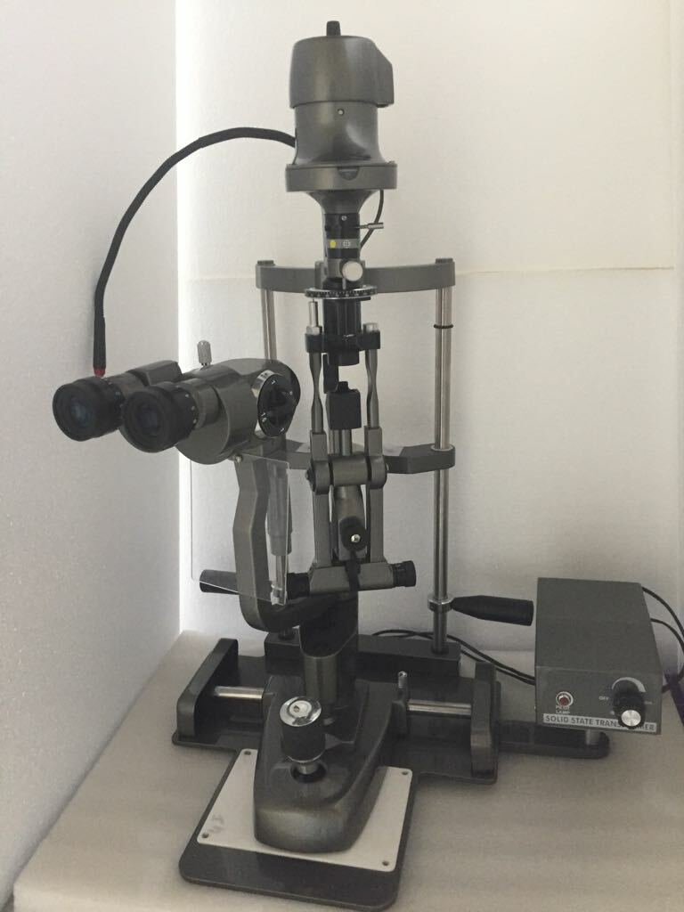 Optical Slit Lamp Haag-Streit Biomicroscope 2 Step Magnification